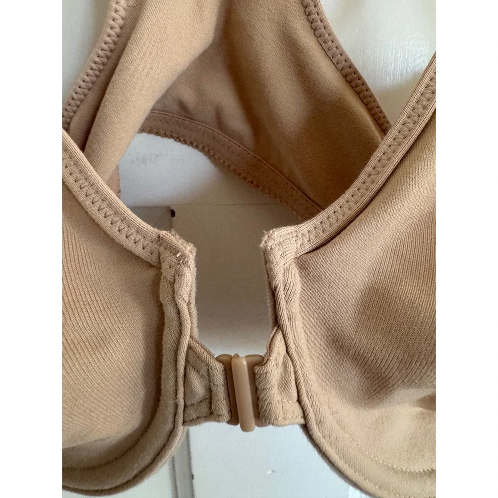 NWT Wacoal Body Racerback Underwire bra‎ in Toast size 38C